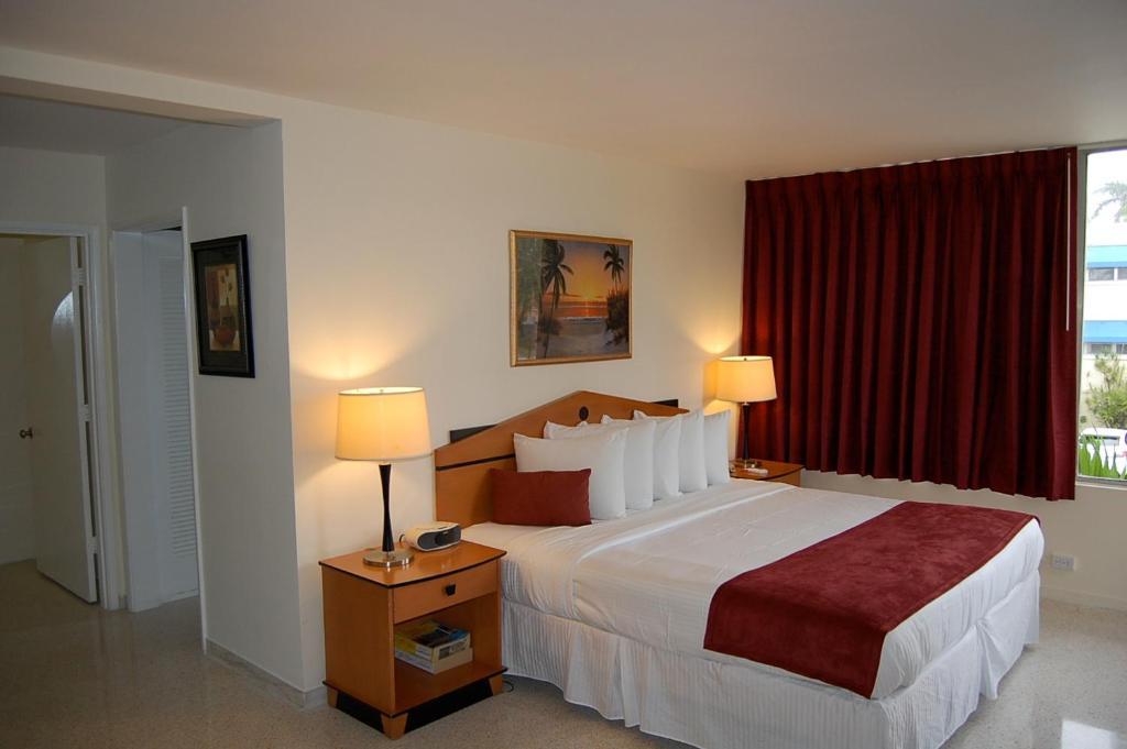 Alcazar Resort- Gay Mens Resort Fort Lauderdale Pokoj fotografie
